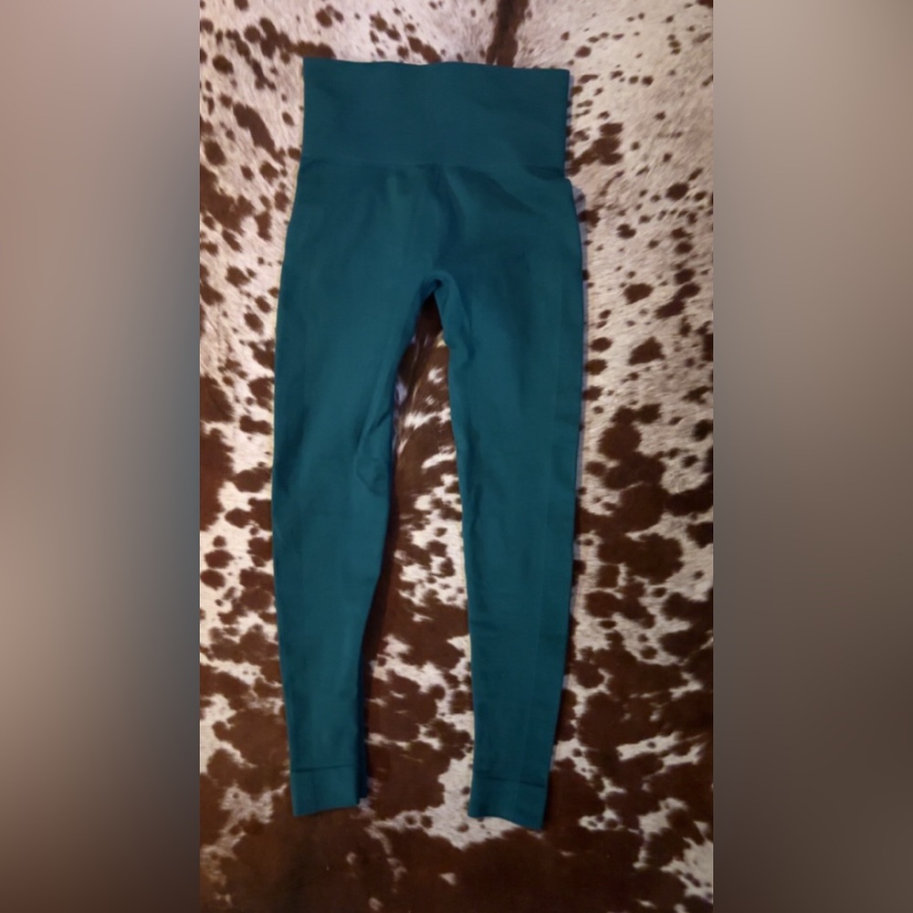 SET Active Teal High-Rise Leggings size small